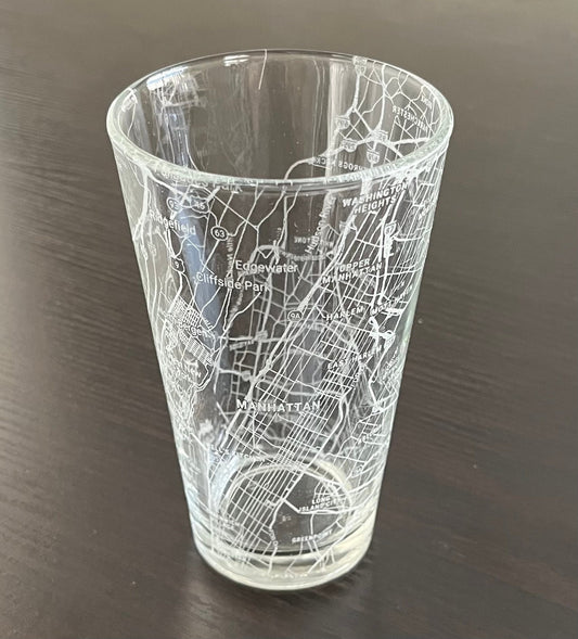 16 oz Pint Beer Glass Urban City Map Manhattan, New York